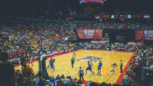 星空娱乐客服-《英雄联盟》宣布2026全球总决赛举办城市，粉丝期待，2022年英雄联盟全球总决赛时间