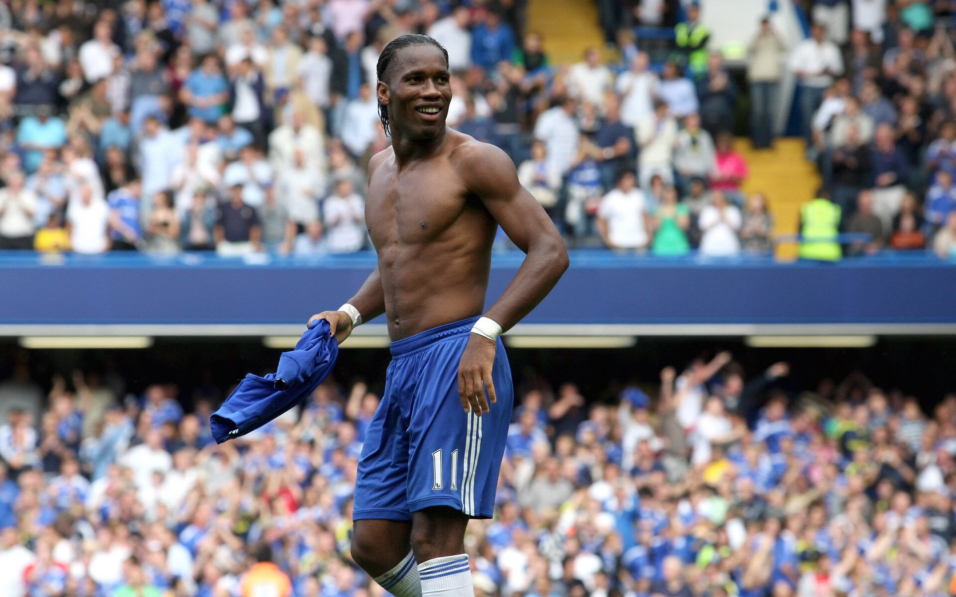 世界杯期间初测的智能球衣 将在欧冠联赛中扩大应用范围